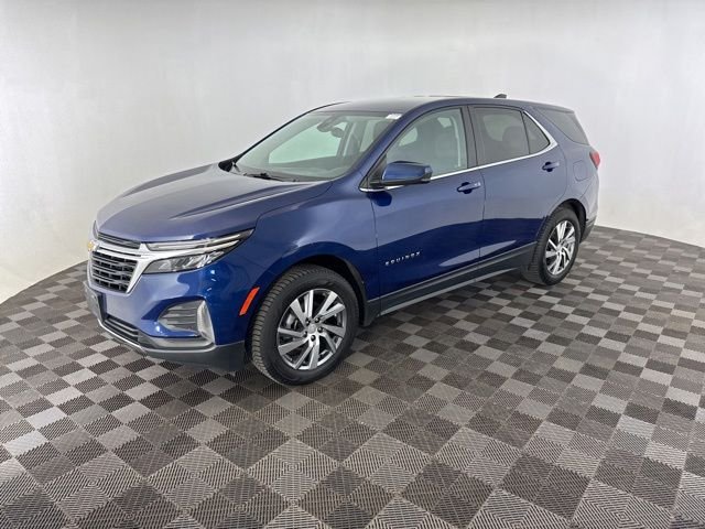 Used 2023 Blue Chevrolet LT image 3