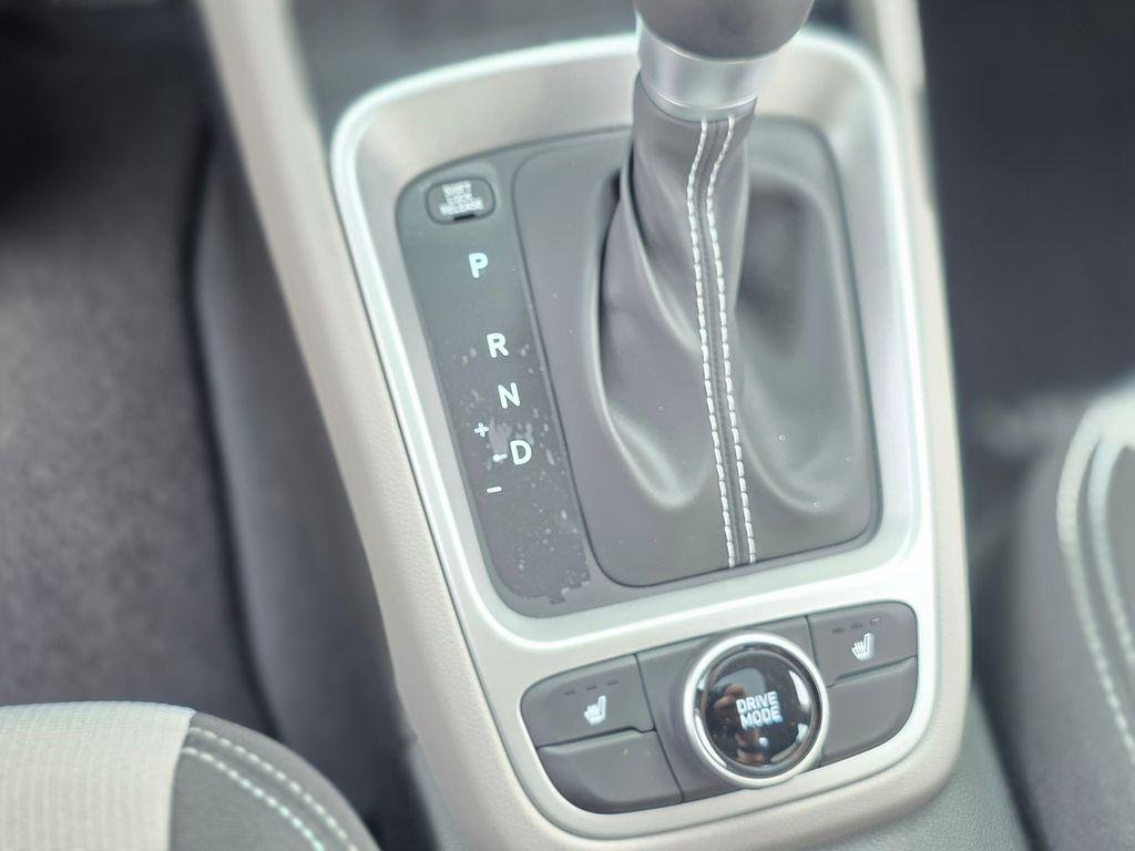 New 2026 Gray Hyundai SEL image 34