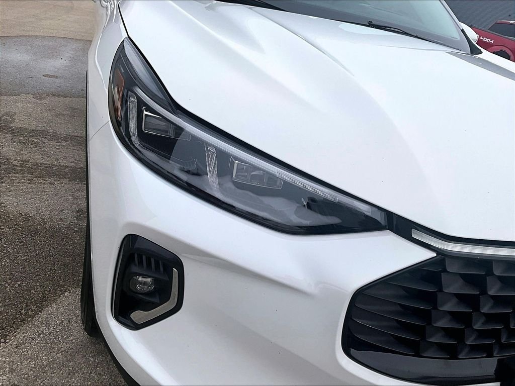 Used 2023 White Ford Platinum image 30