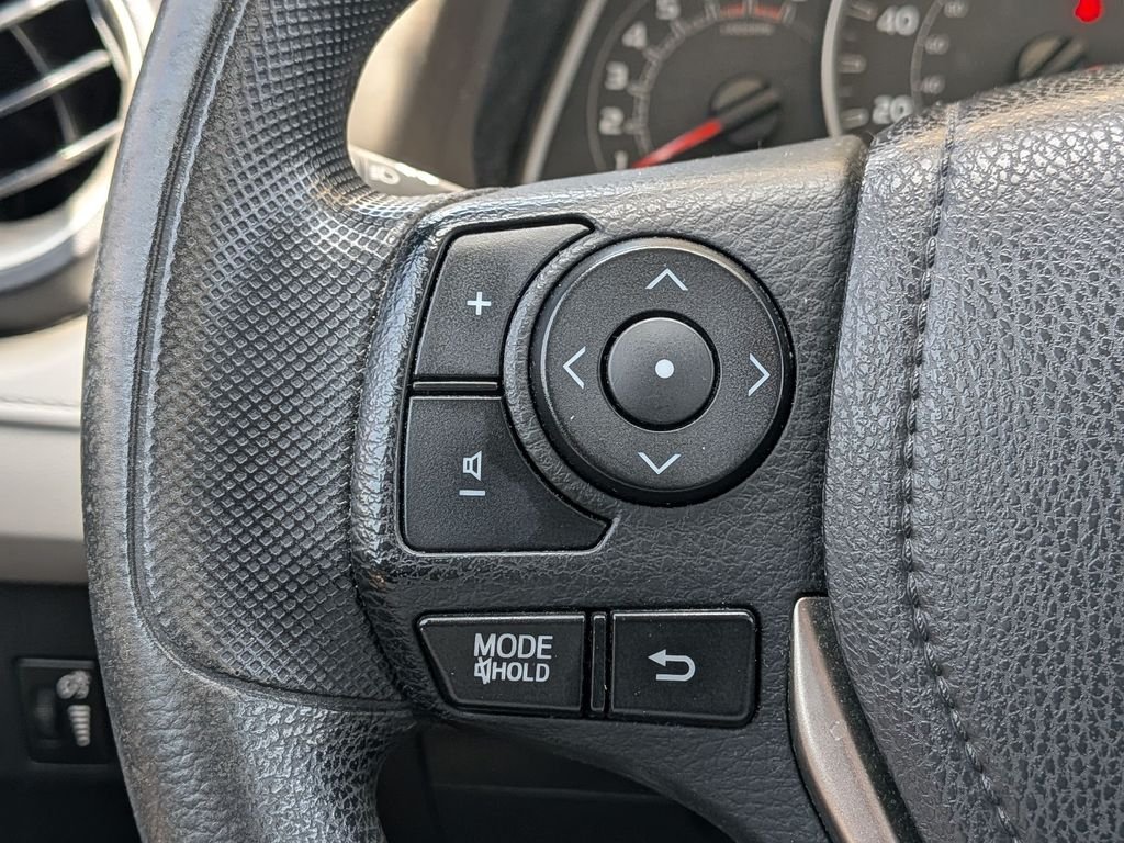 Used 2015 Blue Toyota LE image 20