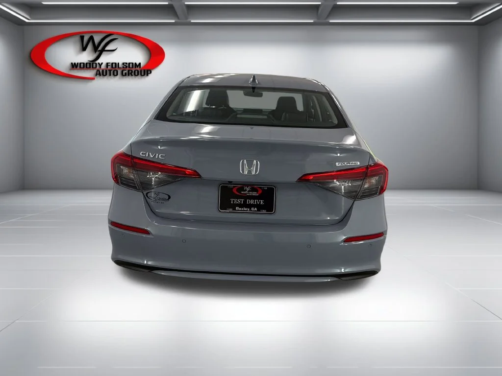 Used 2024 Gray Honda Touring image 7