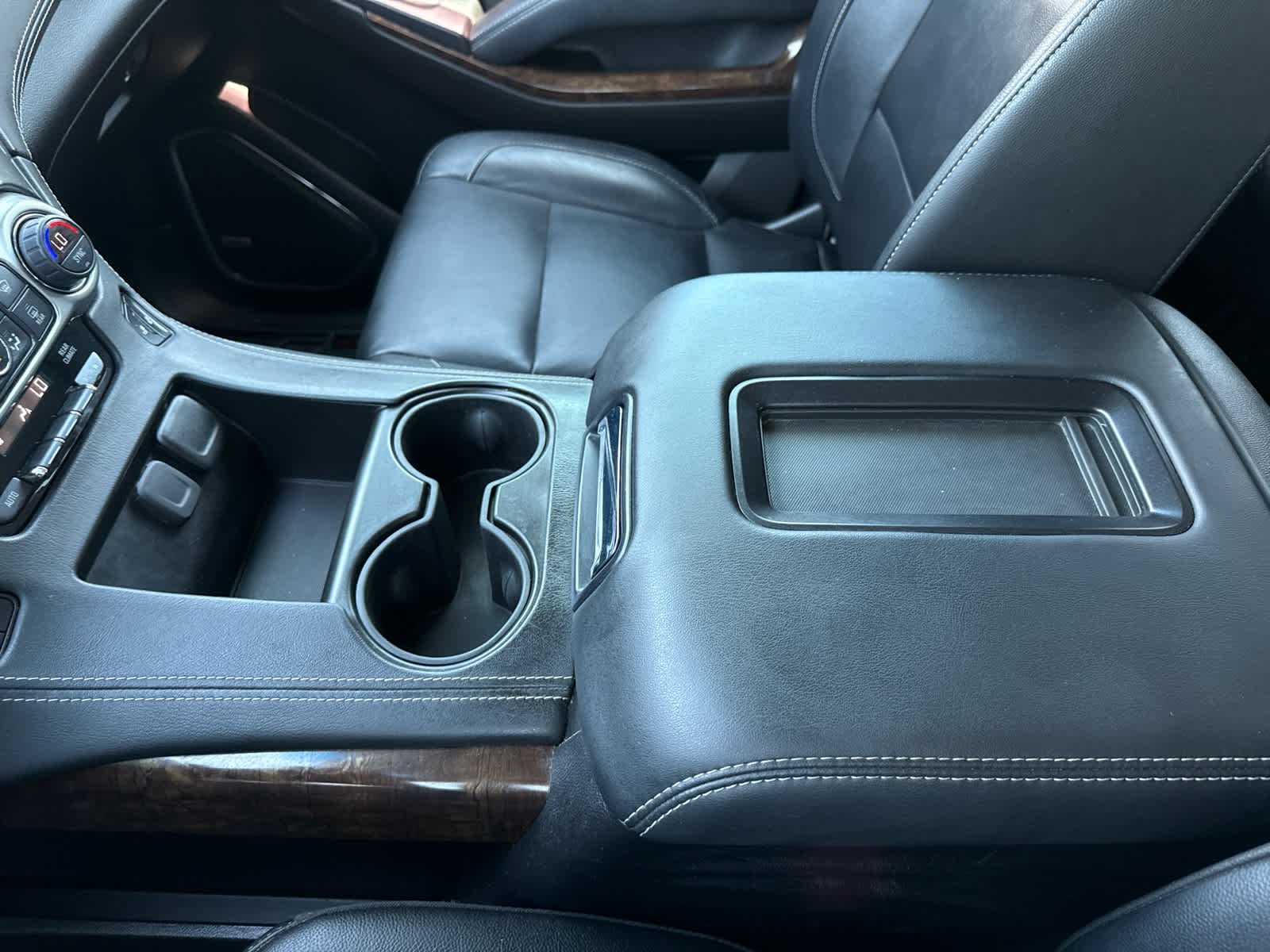 Used 2019 SHADOW GRAY METALLIC Chevrolet LT image 18