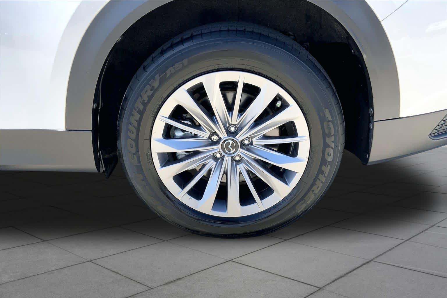 2025 Mazda CX-90 Preferred Package - Photo 11