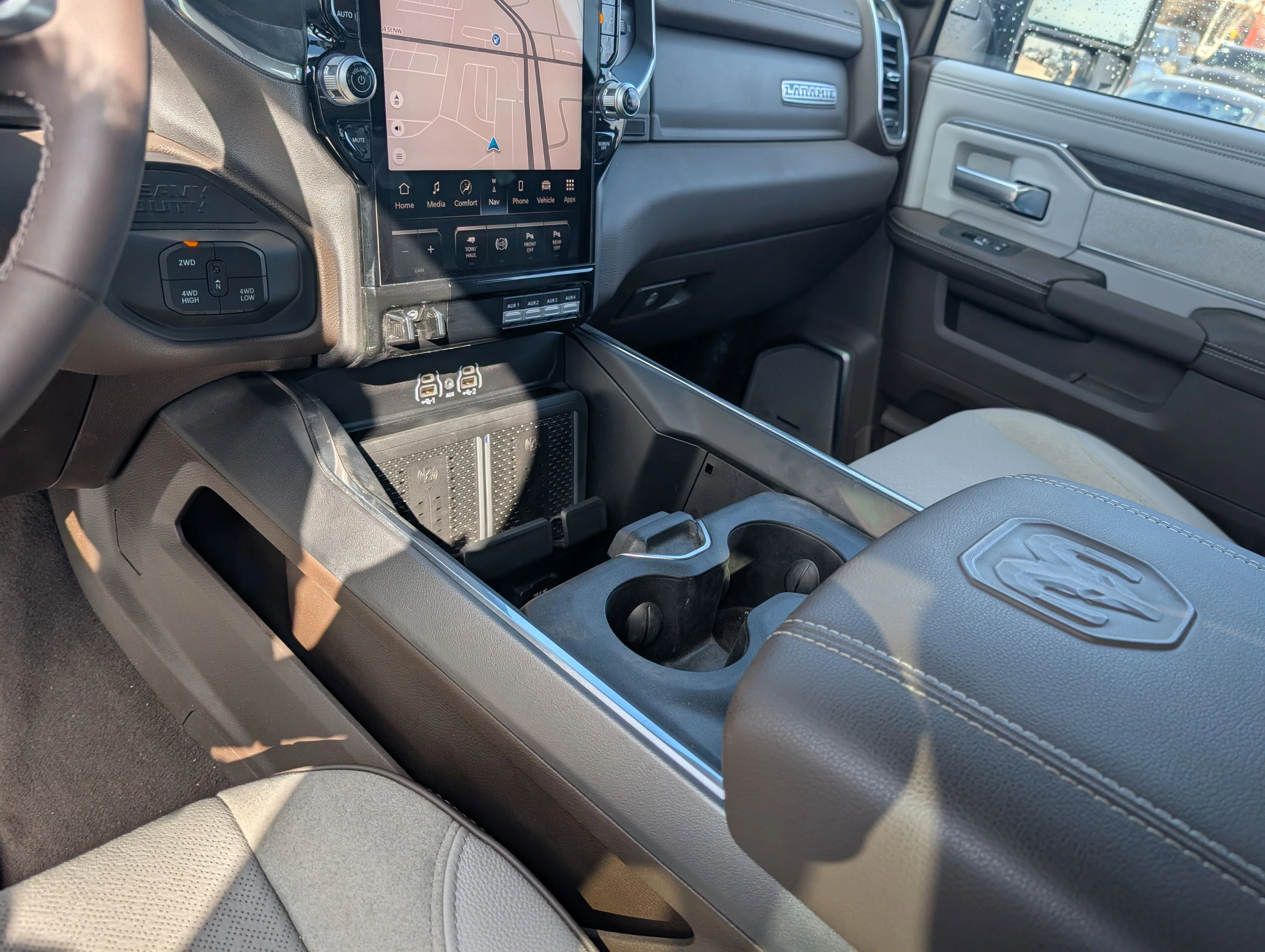 Used 2025 Granite Crystal Metallic Ram Laramie image 35