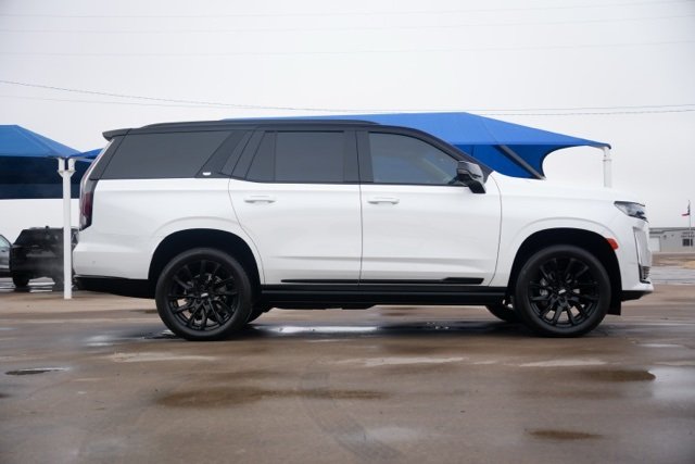 2024 Cadillac Escalade Sport Platinum photo 3