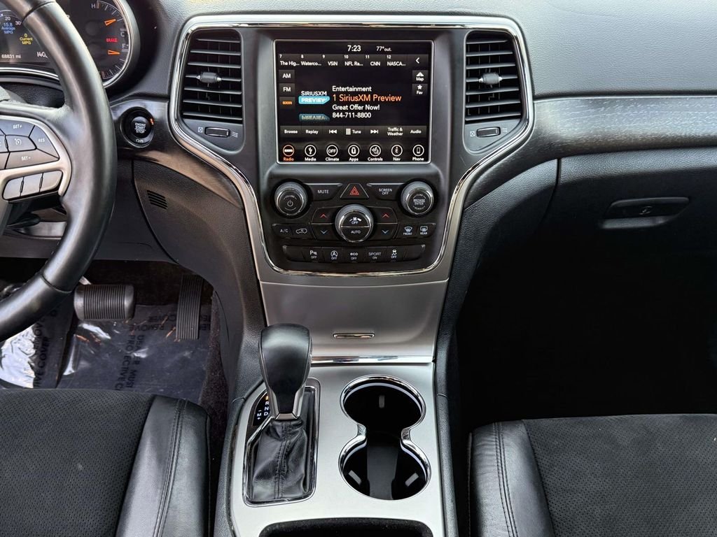 Used 2018 Black Jeep Altitude image 18