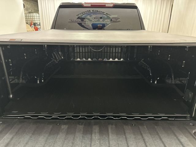 2024 GMC Sierra 1500 SLT - Photo 22