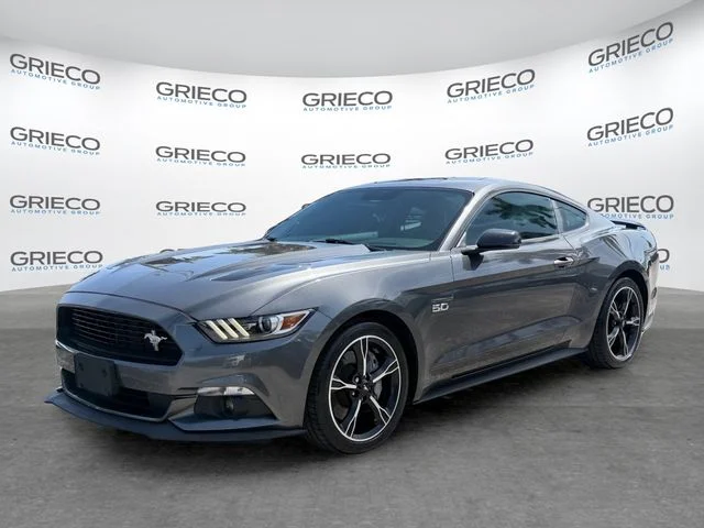 Used 2016 Magnetic Ford GT Premium image 31