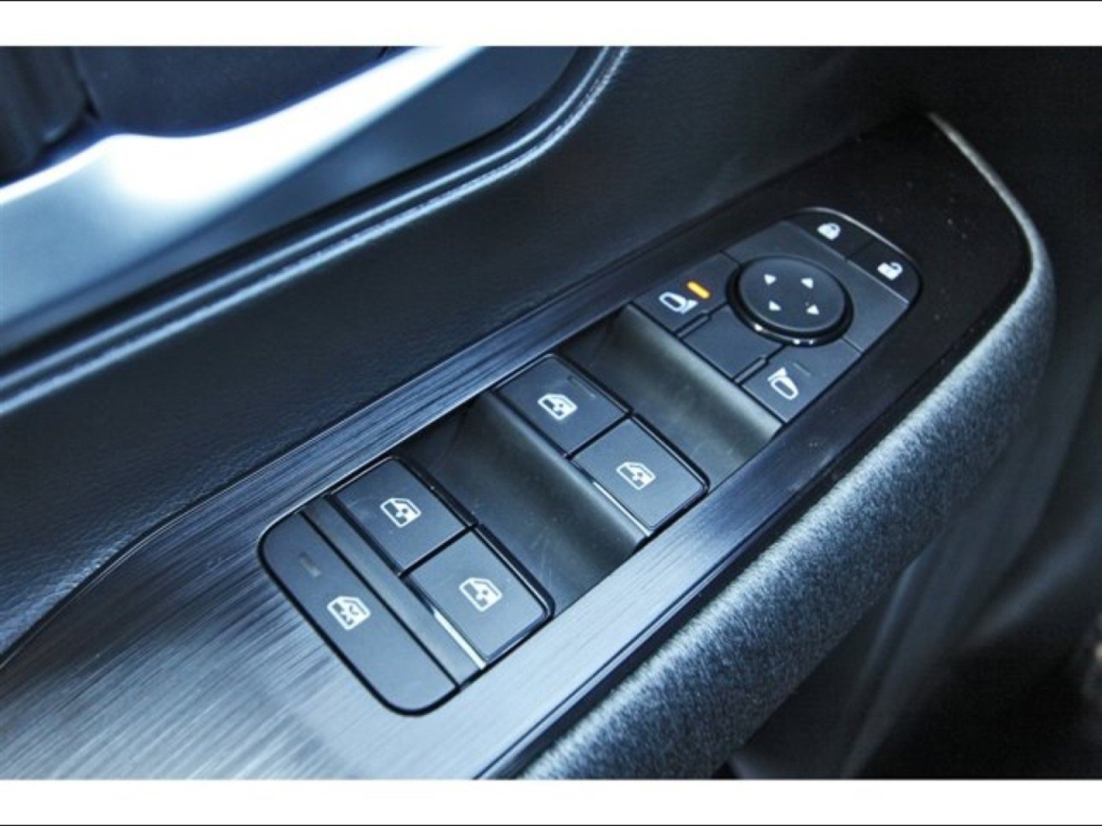 2026 Nissan KICKS SV - Photo 11