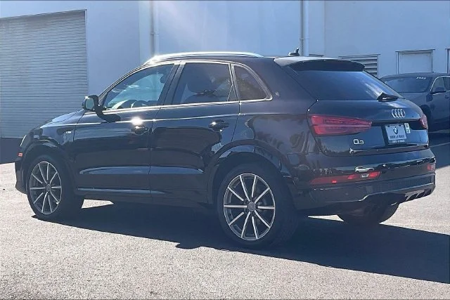 Used 2018 Black Audi 2.0T Premium image 12