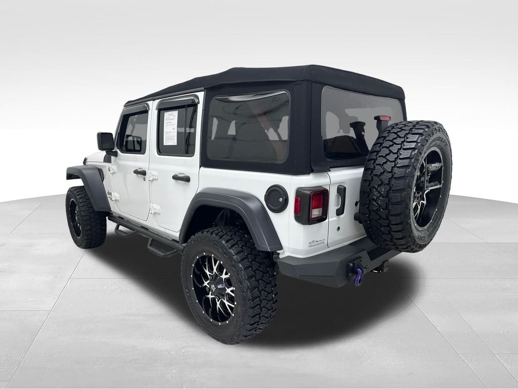 Used 2018 White Jeep Unlimited Sport image 3