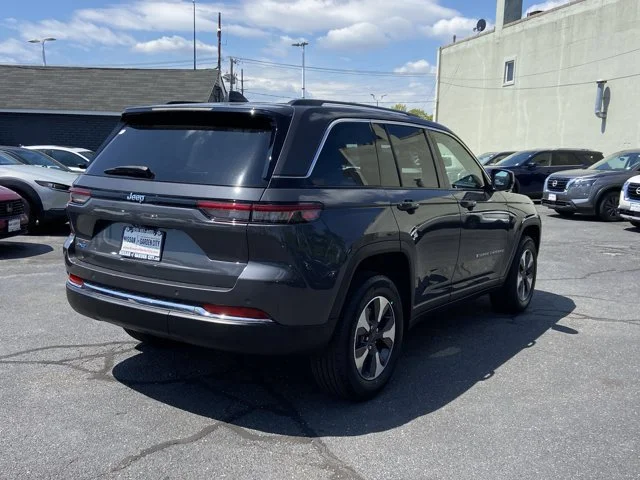 Used 2023 Baltic Gray Metallic Clearcoat Jeep  image 4