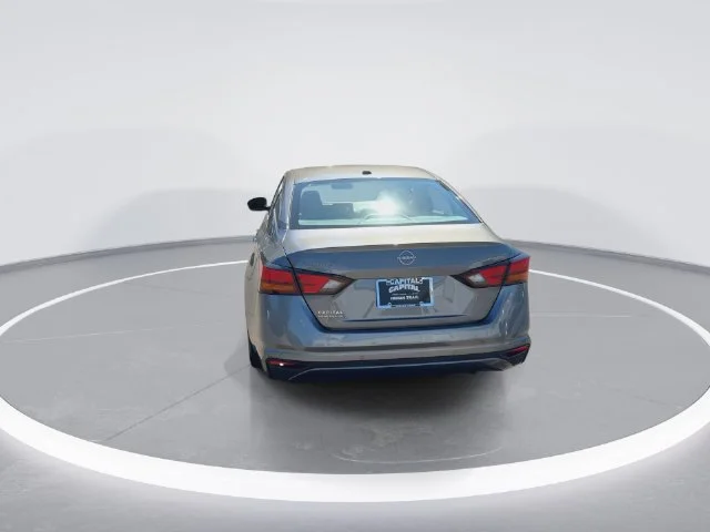 Used 2025 Gray Nissan 2.5 SV image 7