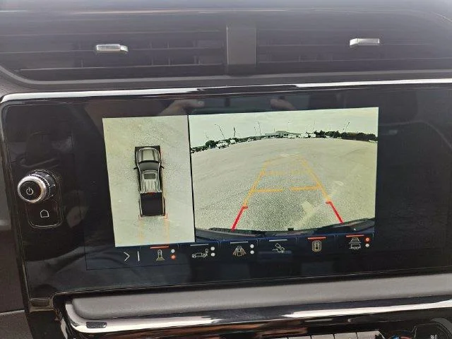 Used 2024 Sterling Metallic GMC AT4X image 20