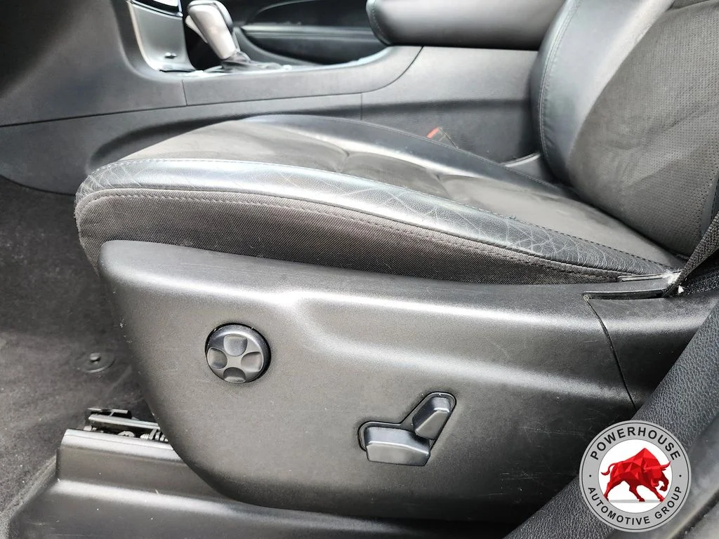 Used 2020 Black Jeep Altitude image 23