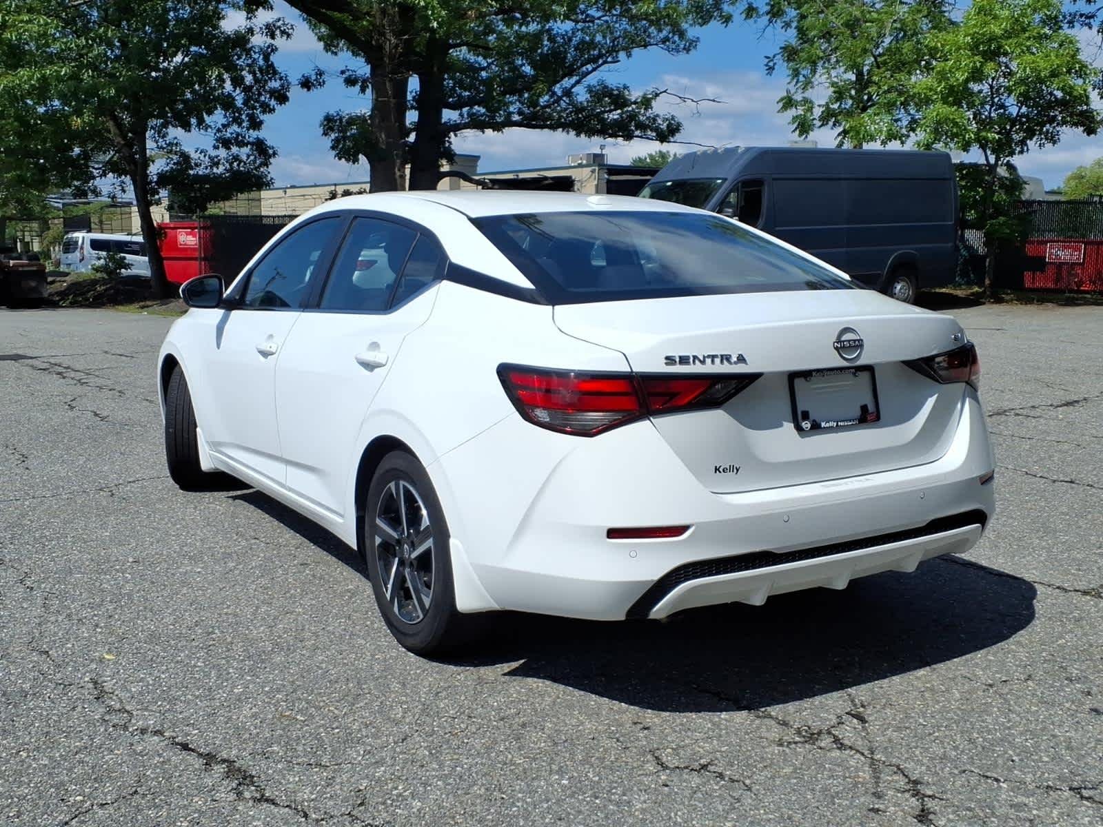 Certified Used 2024 Fresh Powder Nissan SV image 5