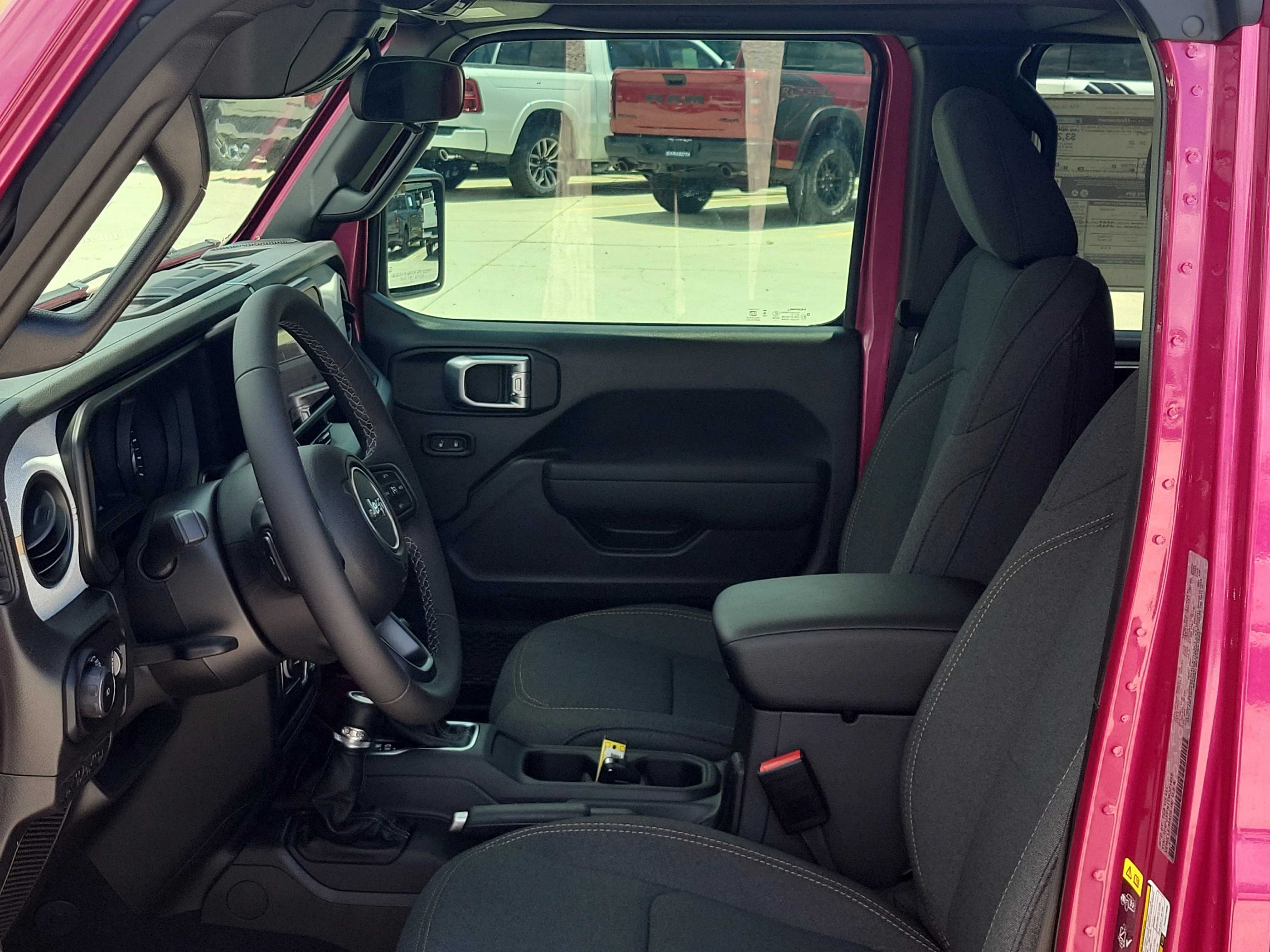 New 2026 Tuscadero Pearlcoat Jeep Sport S image 17