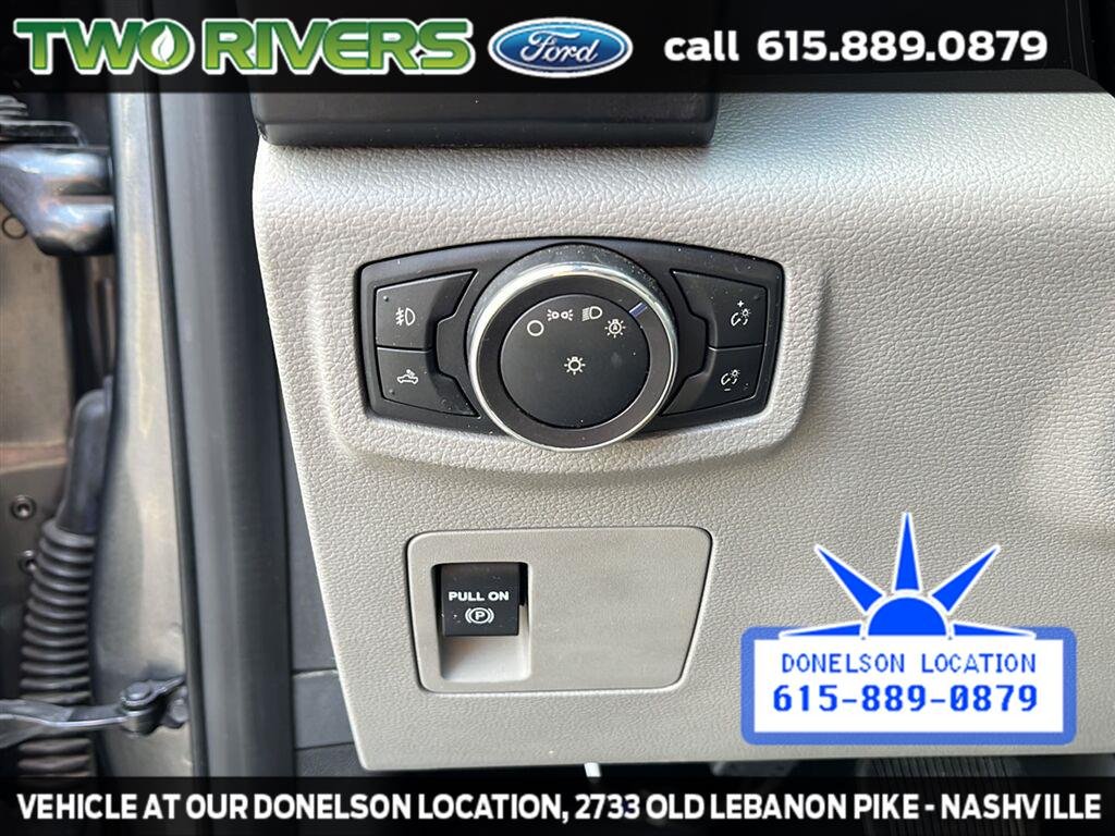 Used 2015 Magnetic Metallic Ford XL image 21