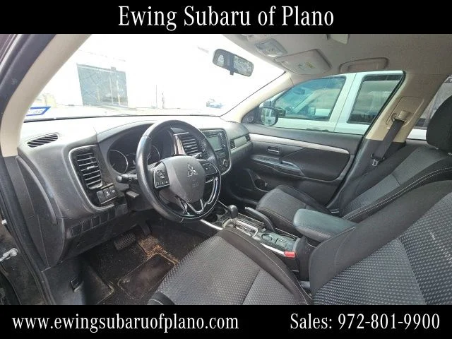 Used 2017  Mitsubishi ES image 6