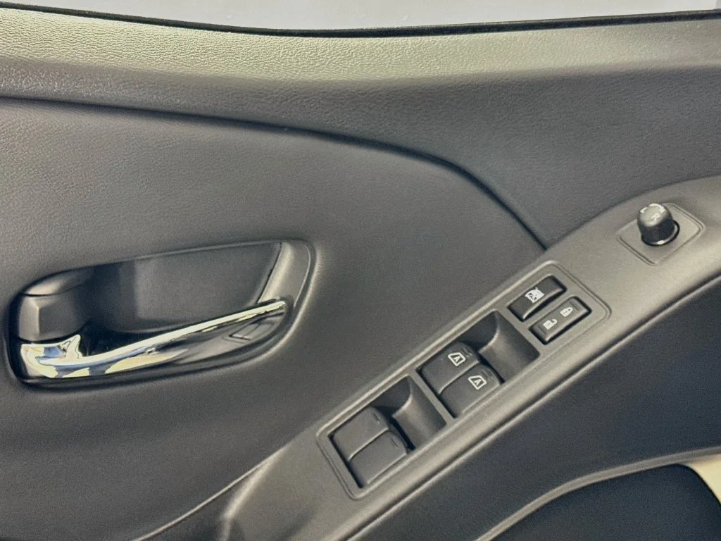 New 2027 Gray Nissan SV image 20