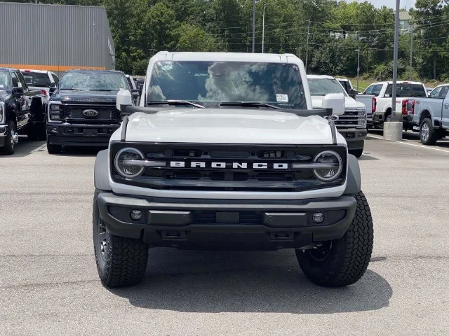 New 2026 White Ford Outer Banks image 7