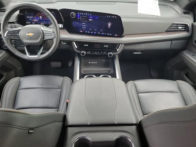 2025 Chevrolet Suburban Premier - Photo 21