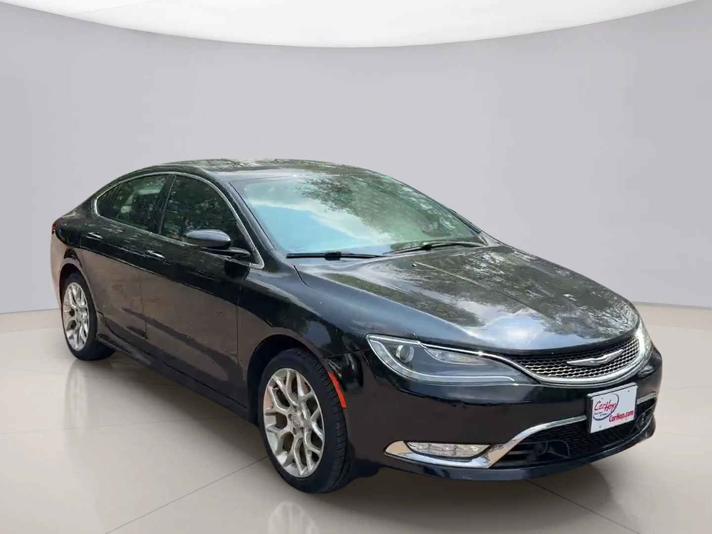 Used 2015 Black Chrysler  image 7