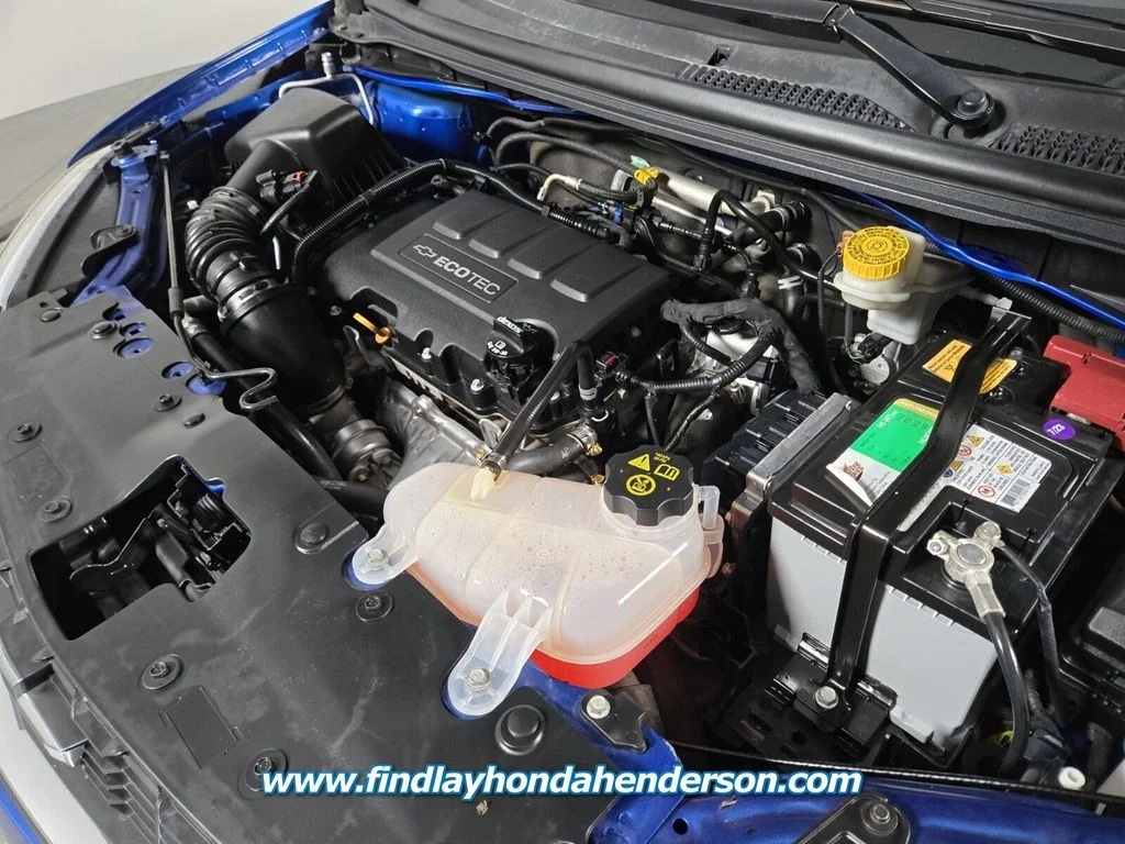 Used 2020 Blue Metallic Chevrolet LT image 22