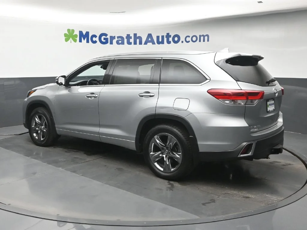 Used 2019 Silver Toyota Limited Platinum image 28