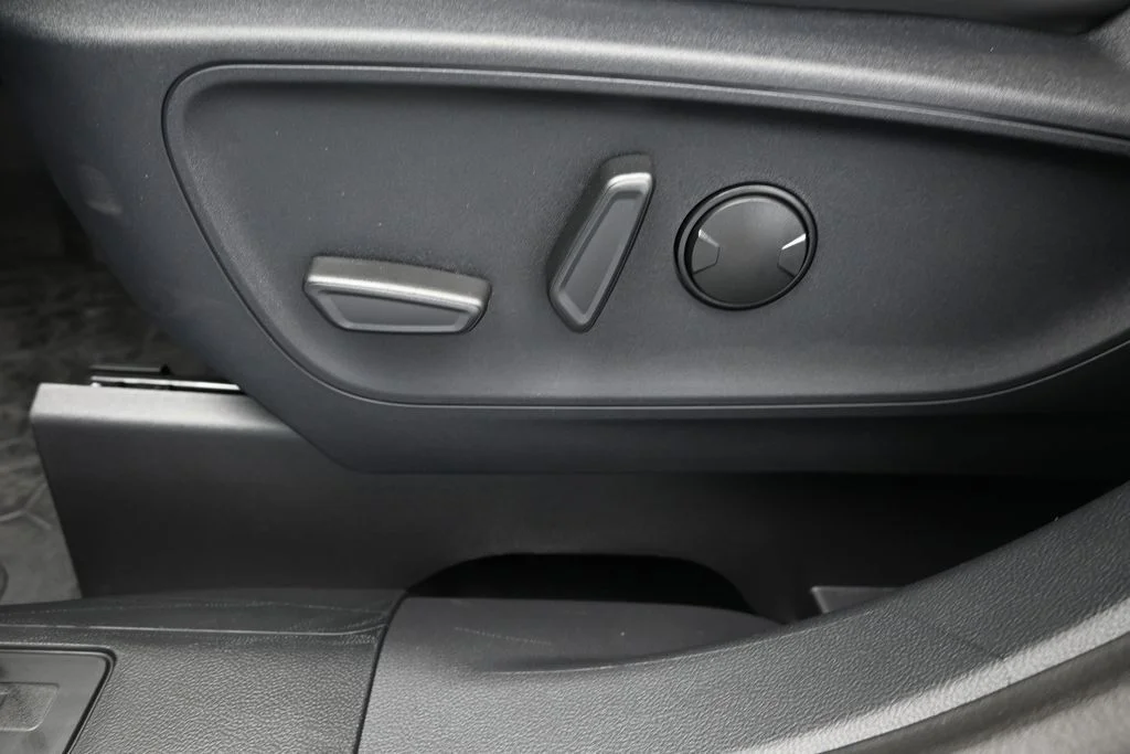 New 2026 Space White Metallic Ford Badlands® image 22