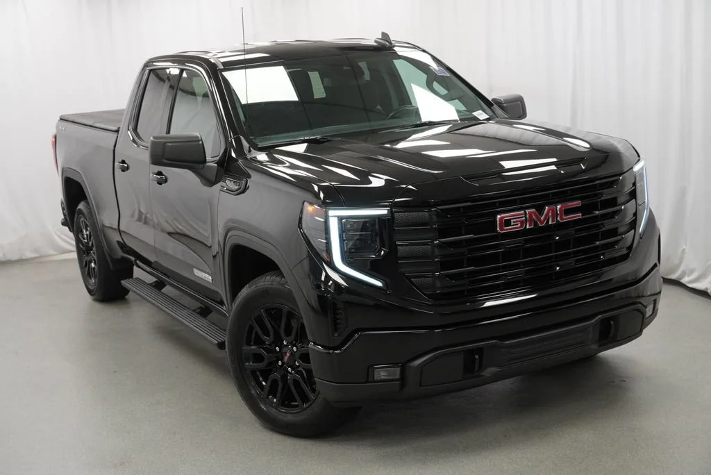 Used 2023 Onyx Black GMC Elevation image 37