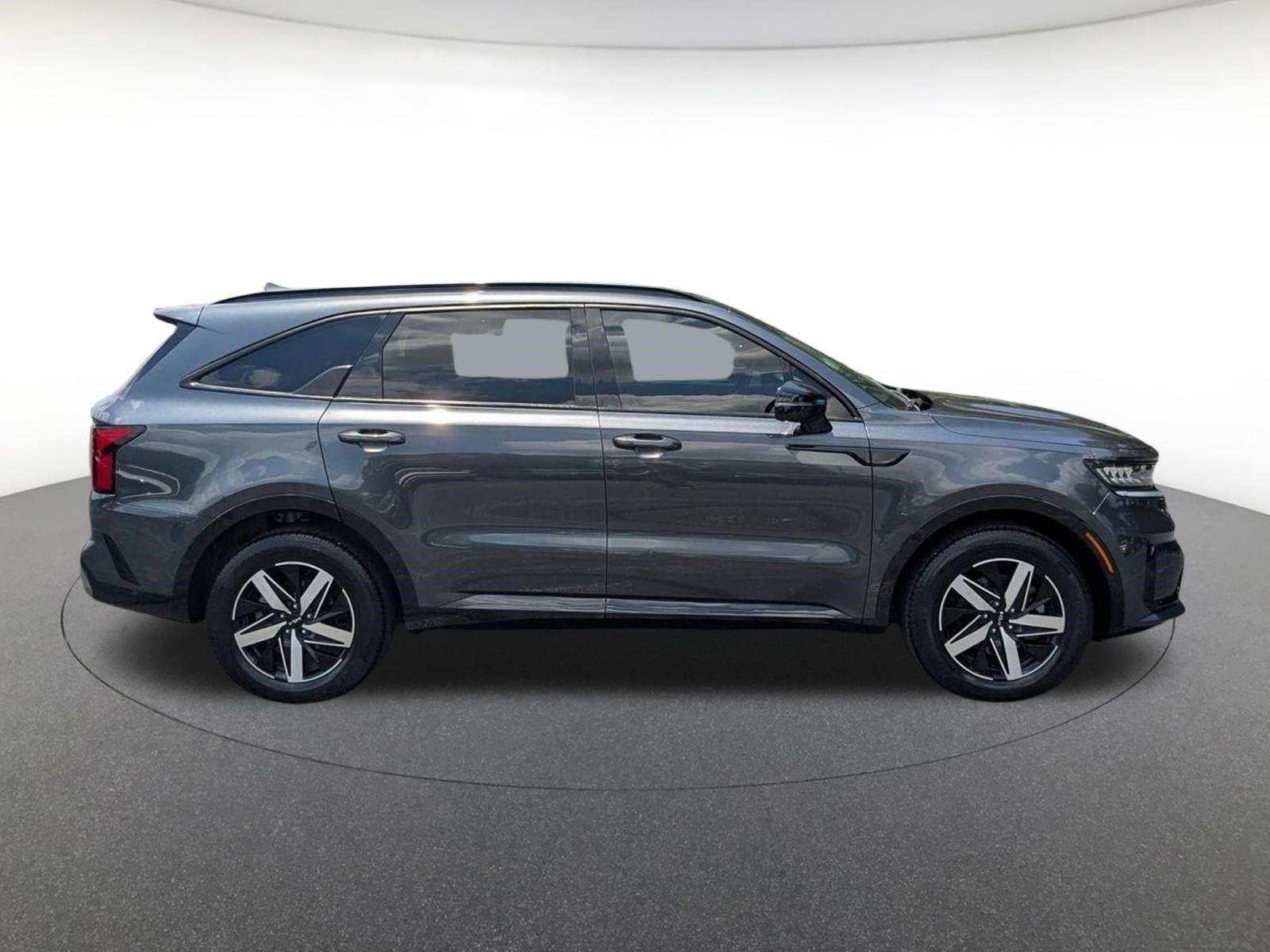 Used 2022 Gravity Grey Kia S image 3