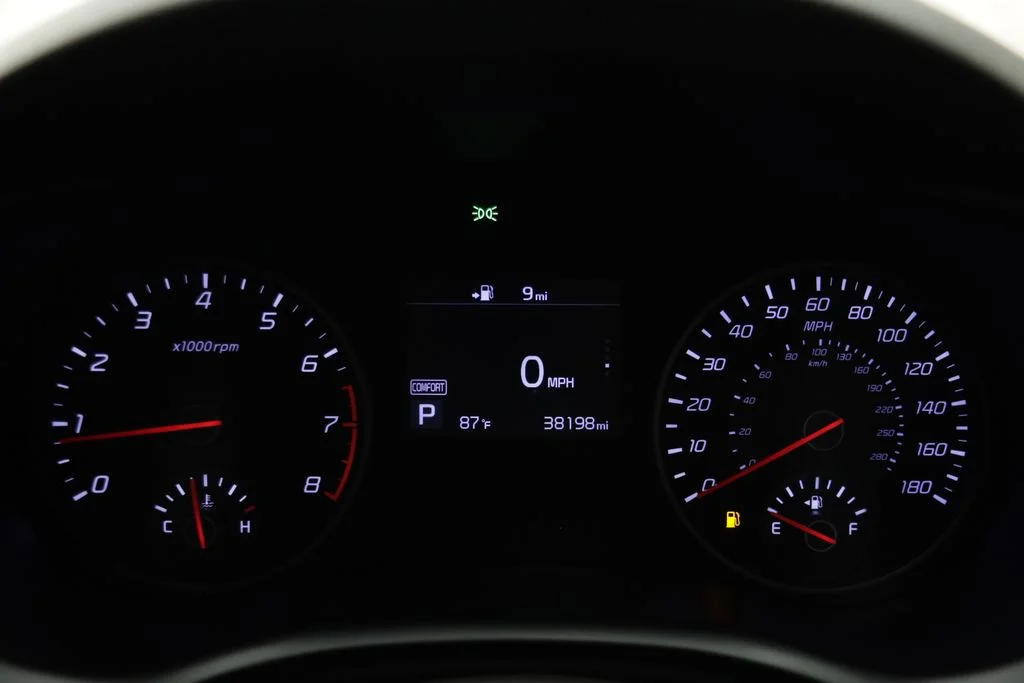 Used 2019 Orange Kia GTS image 7