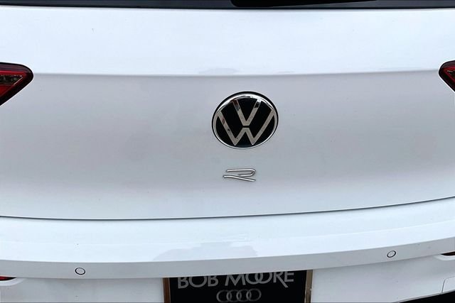Used 2025 White Volkswagen 2.0T image 33