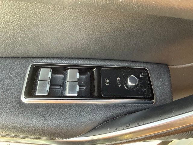 Used 2021 White Jaguar S image 16