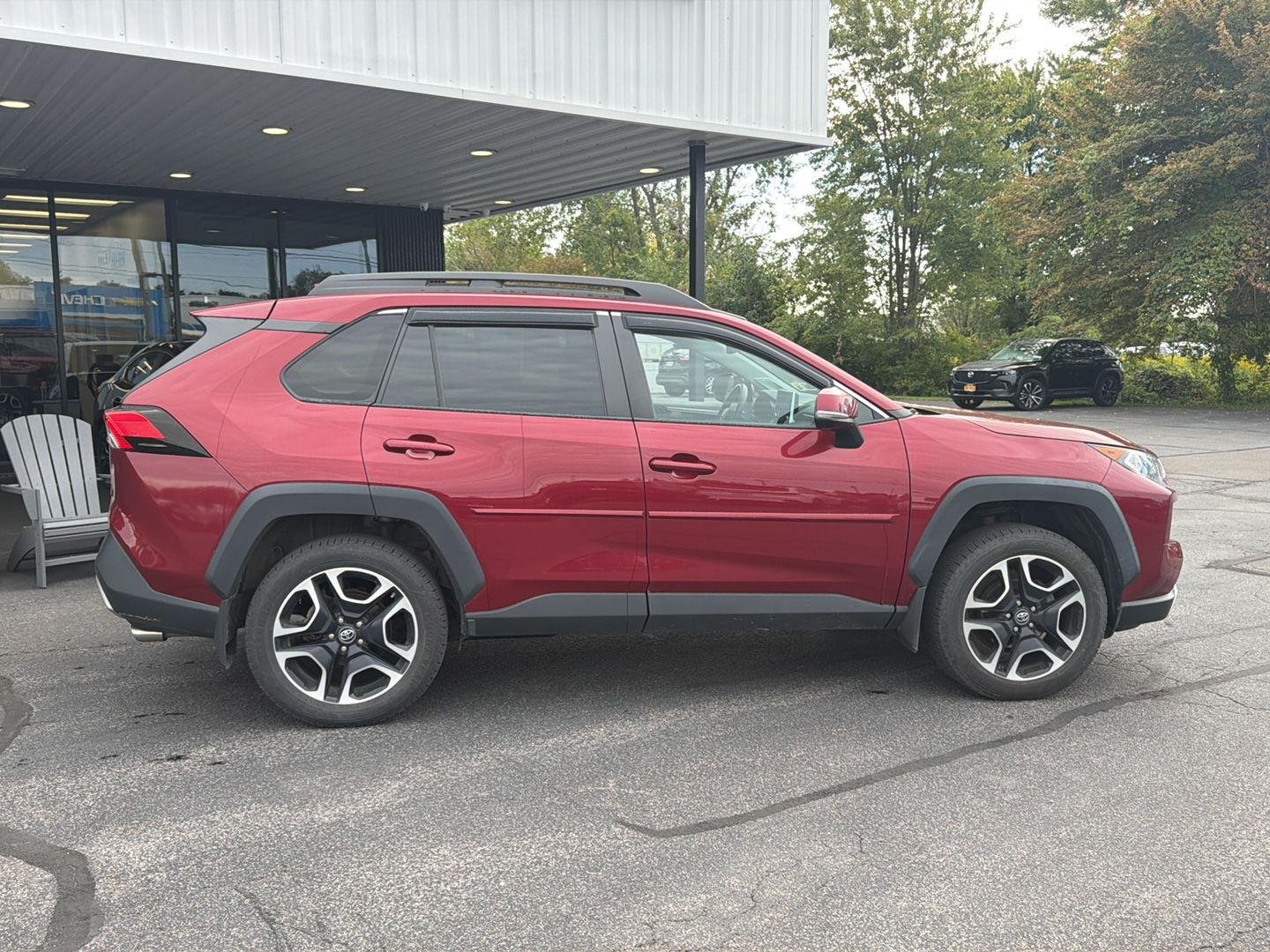 Used 2019 Ruby Flare Pearl Toyota Adventure image 9