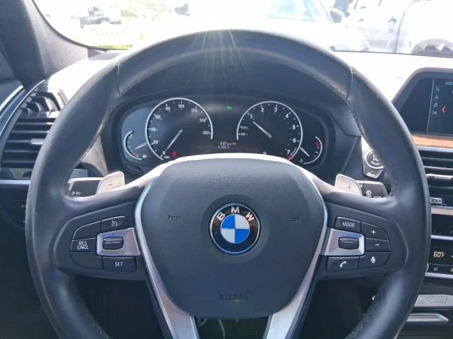 Used 2019 Black BMW sDrive30i image 8