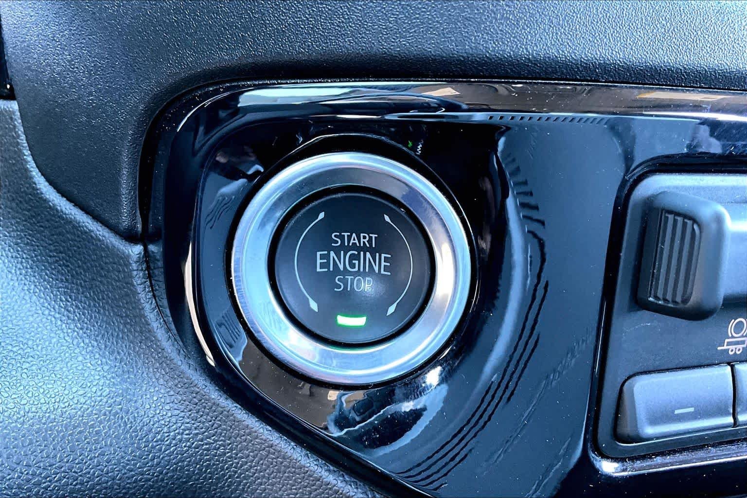 Used 2026 Black Chevrolet LT image 35
