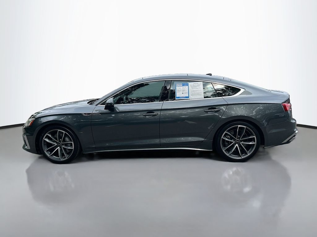 Used 2023 Daytona Gray Pearl Effect Audi S line Premium image 4