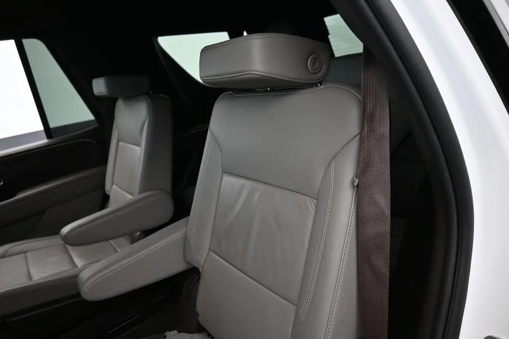 Used 2024 Summit White Chevrolet LT image 22