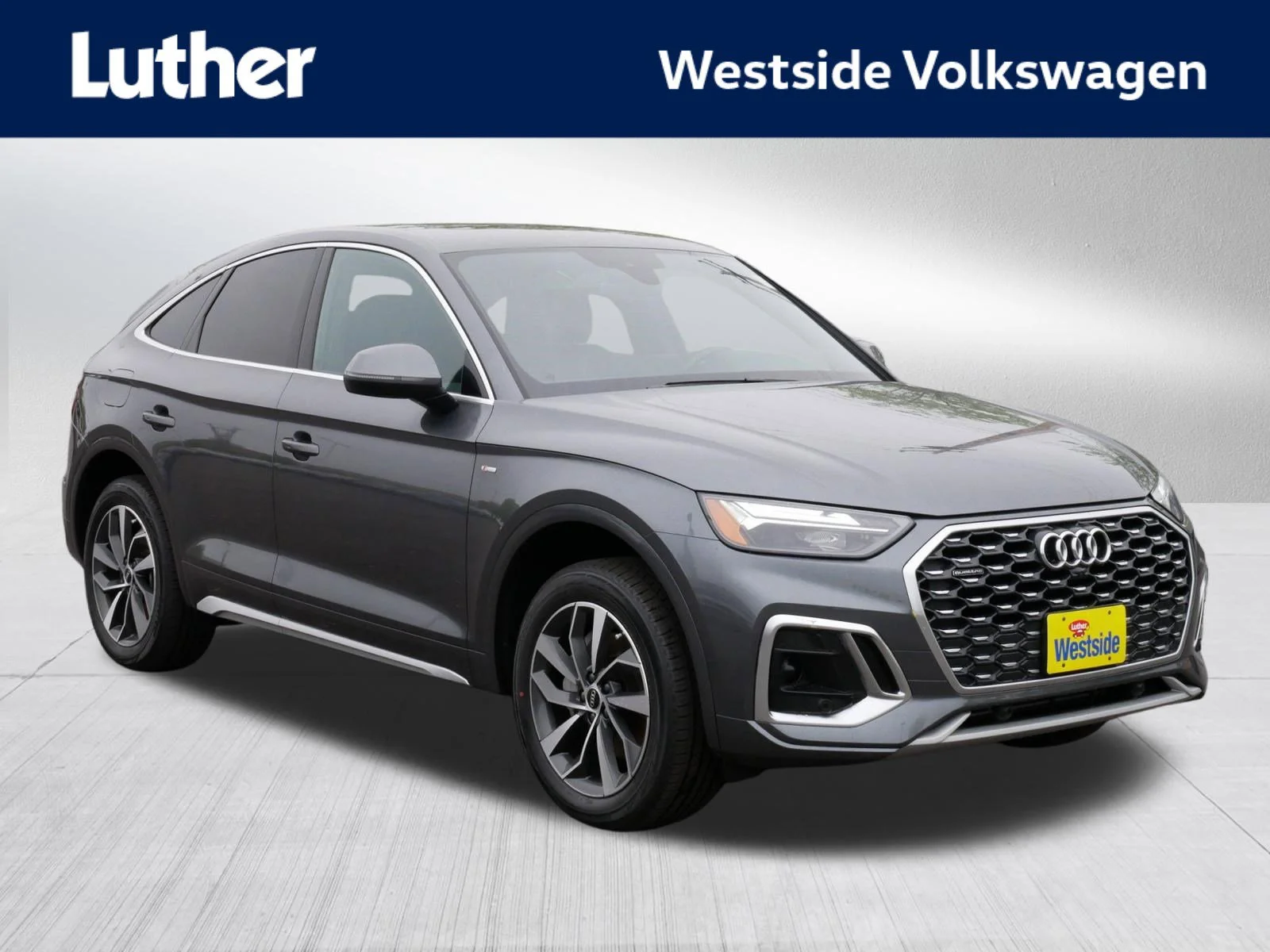 2023 Audi Q5 Sportback 45 Premium Plus's photo