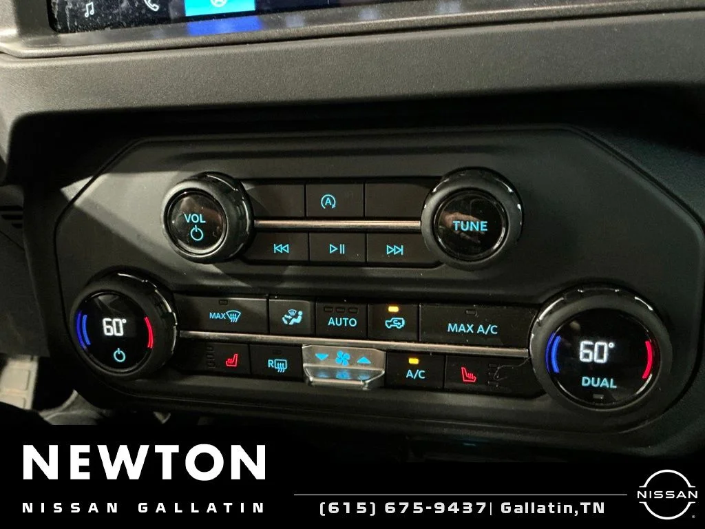 Used 2025 Azure Gray Metallic Ford Big Bend image 27
