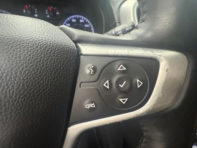 Used 2018 Gray GMC SLE image 17