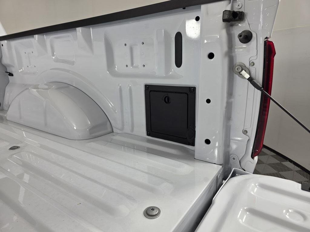 2025 Ford F-150 STX - Photo 7