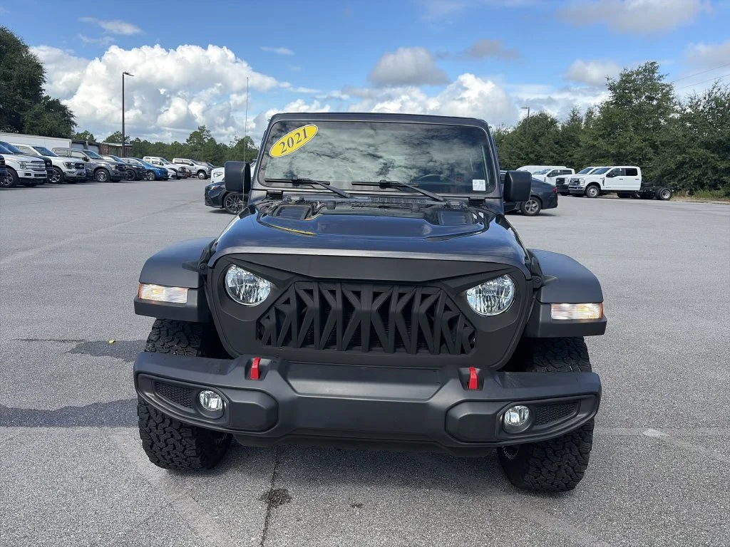 Certified Used 2021 Gray Jeep Unlimited Rubicon image 10