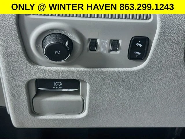 Used 2023 White Jeep Series II image 10