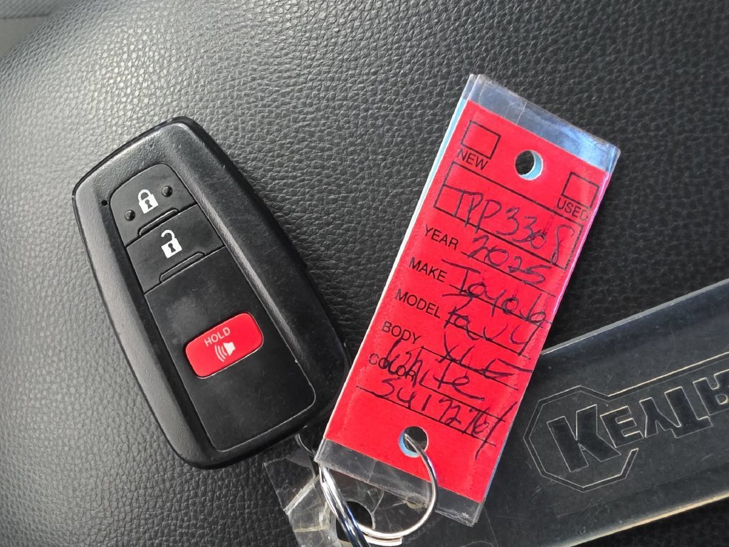 Used 2025 White Toyota XLE image 17
