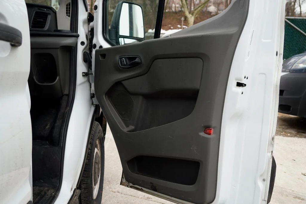 Used 2023 White Ford Base image 26