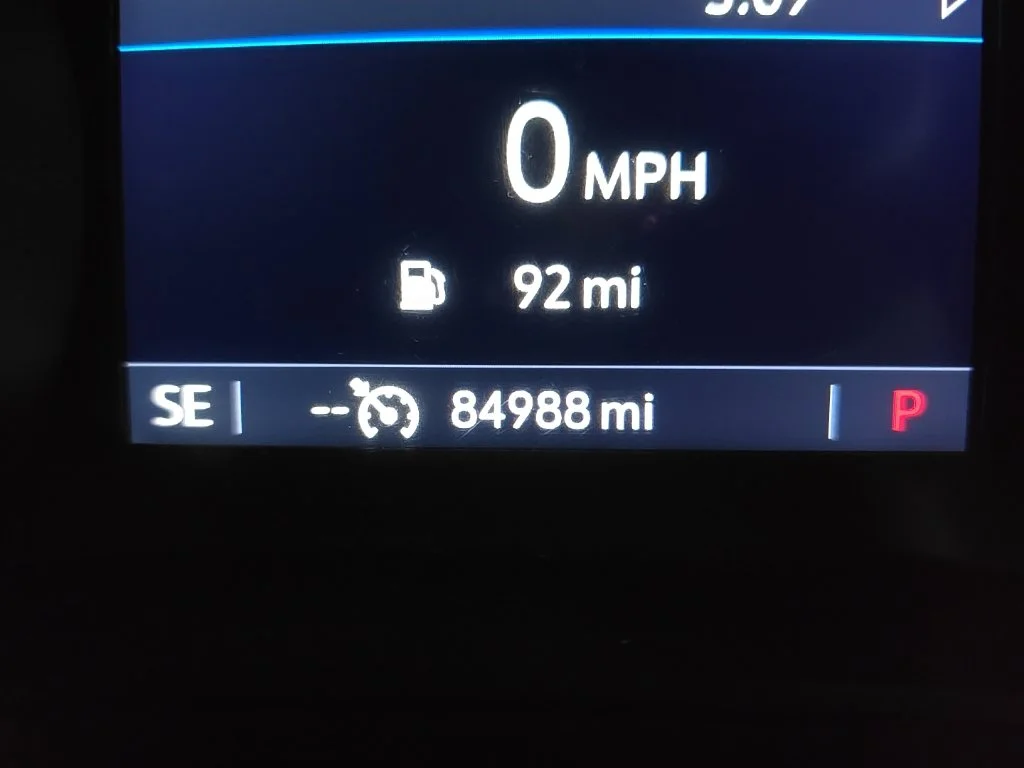 Used 2022 White Buick Essence image 23