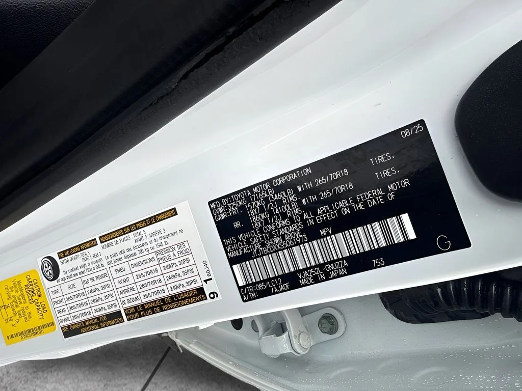 Used 2025 White Lexus 550 Overtrail image 23